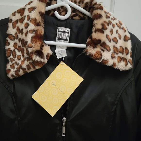New Women's Christine Modern Thompson Faux Fur Leopard Winter Coat Size LARGE.